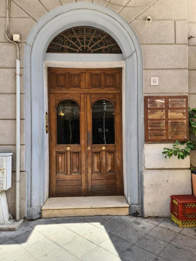 Tredidenari B&B Salerno Bagian luar foto