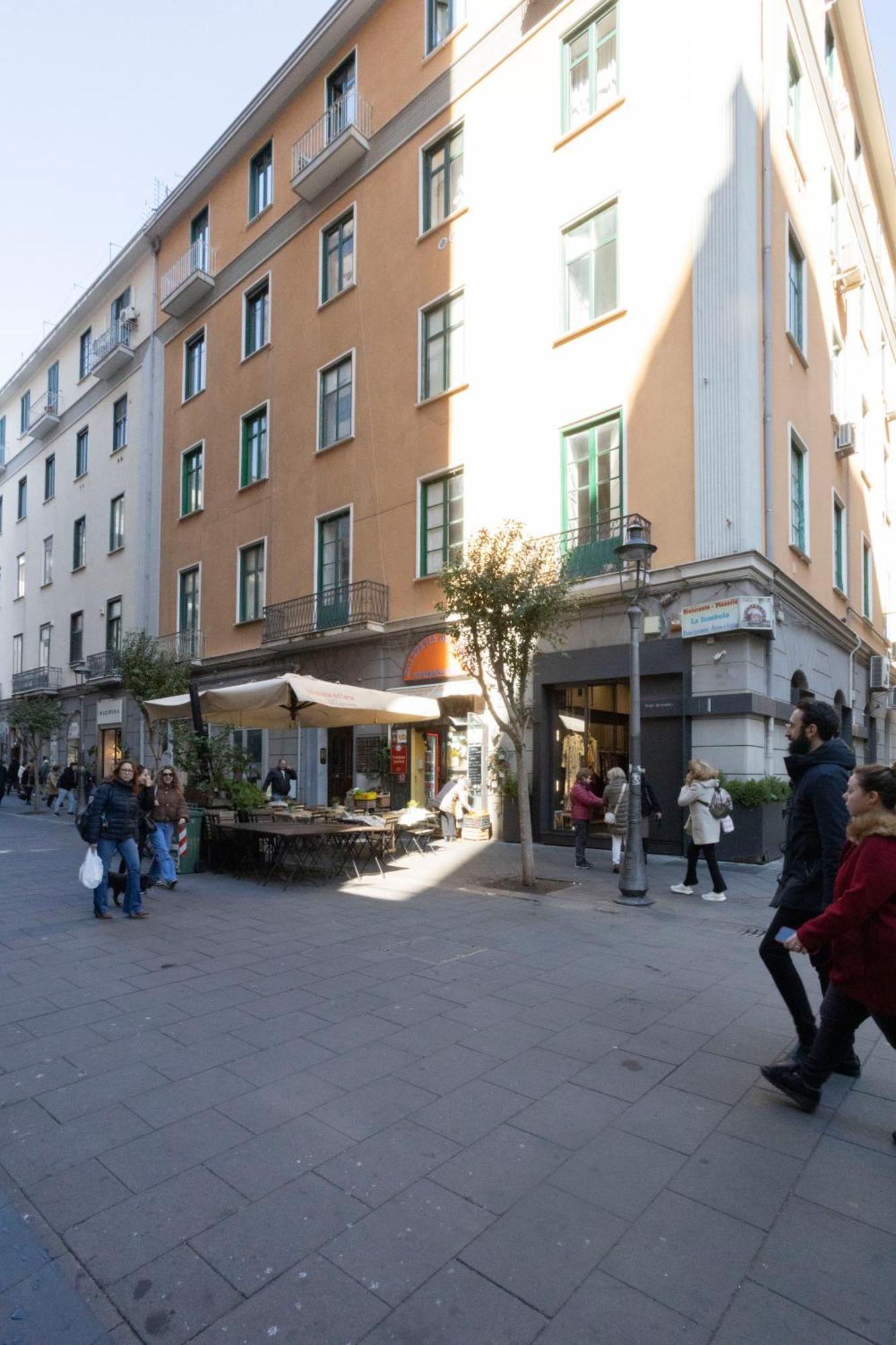 Tredidenari B&B Salerno Bagian luar foto